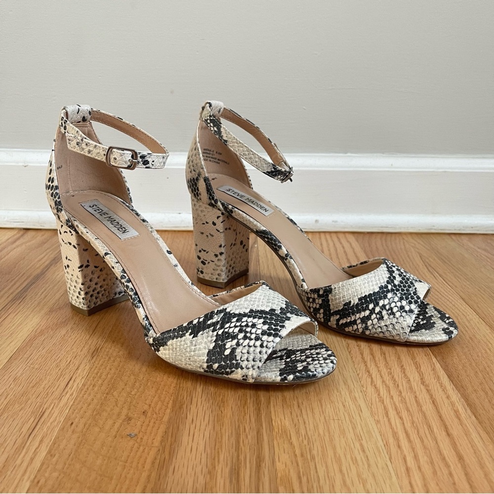 Steve Madden Mirna Snakeskin Heels